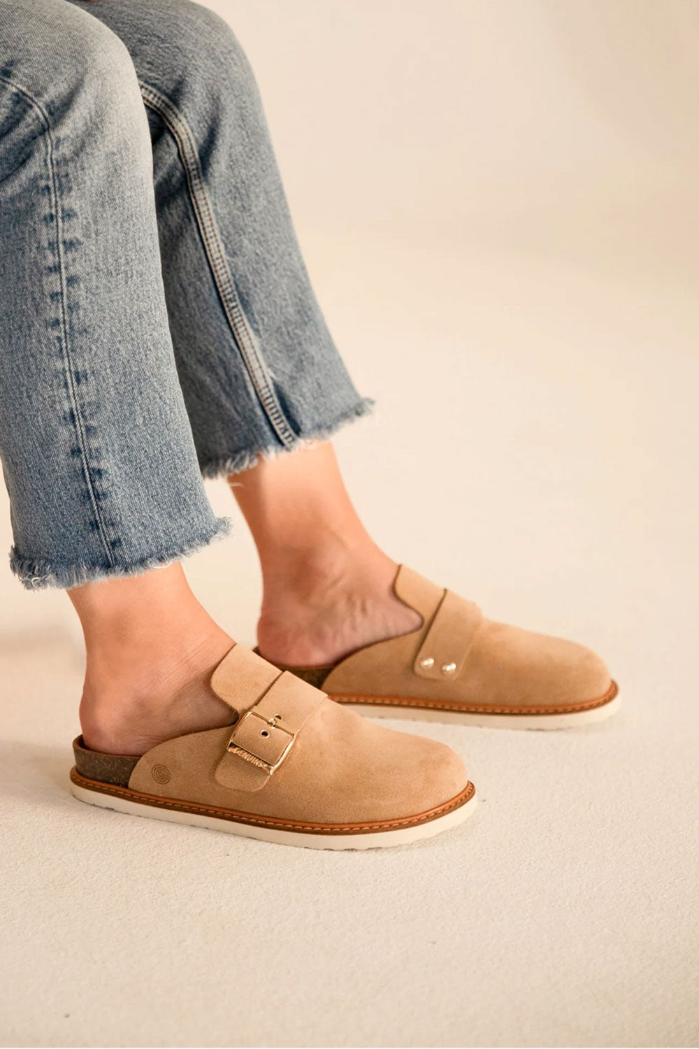 Genuins - sandalo izar velour g105577 mandorla