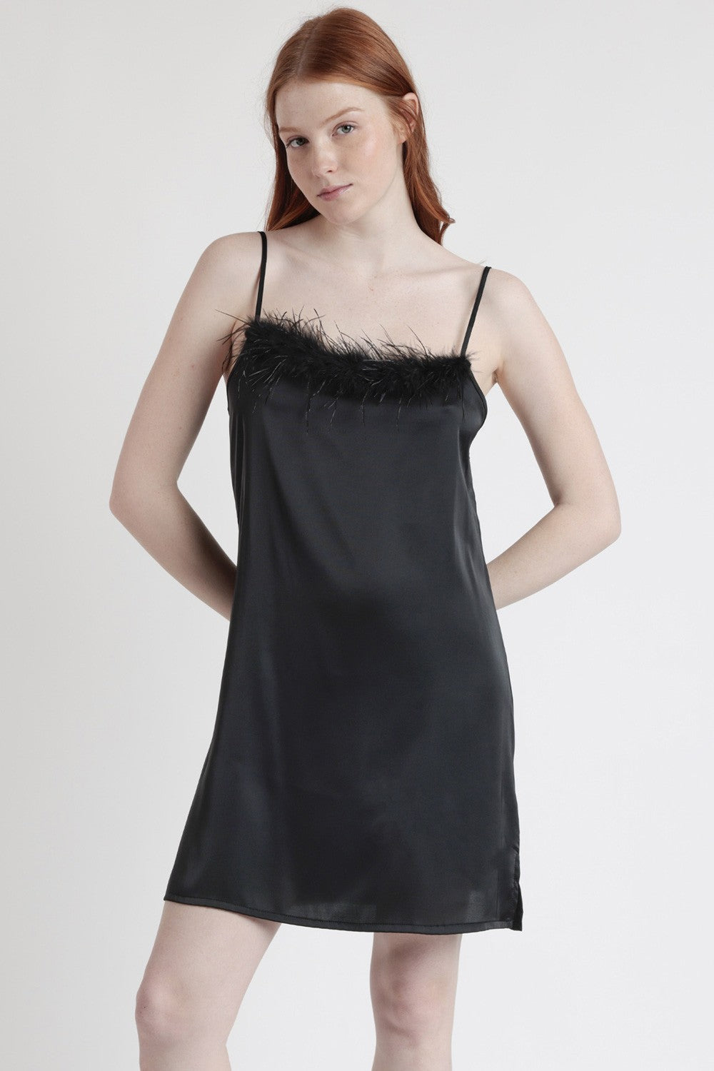 Admas - sottoveste con piume 61322-0-110 nero