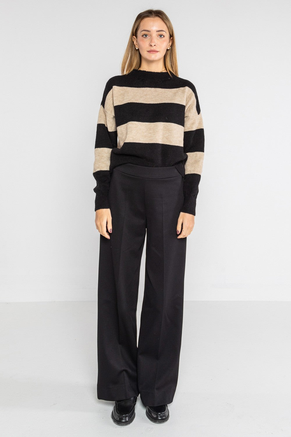 Lokita - pantalone crop in punto roma diagonale 147 lok133pr nero