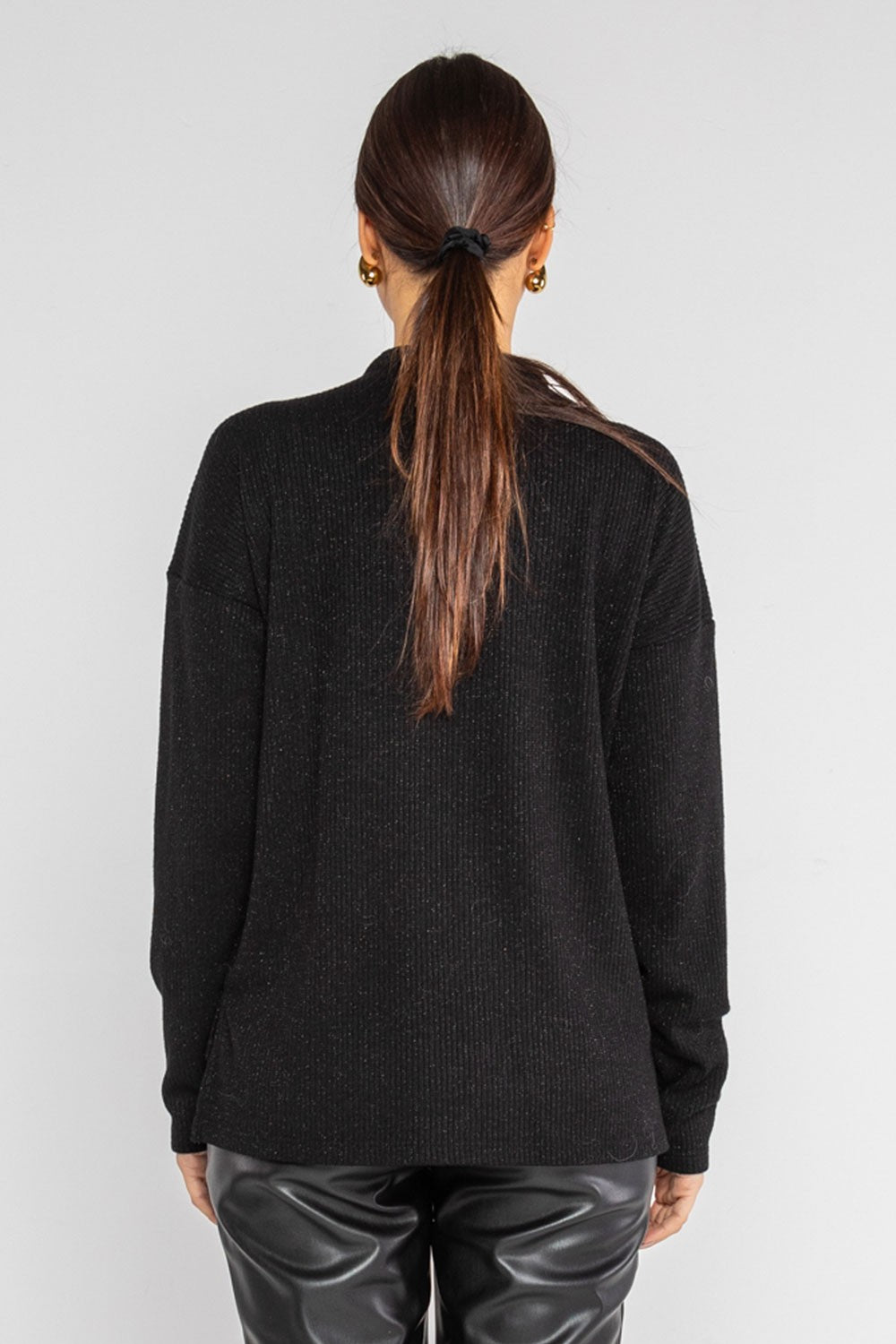 Lokita - maglia scollo cratere in costina filo lamè 999 lok10927 nero