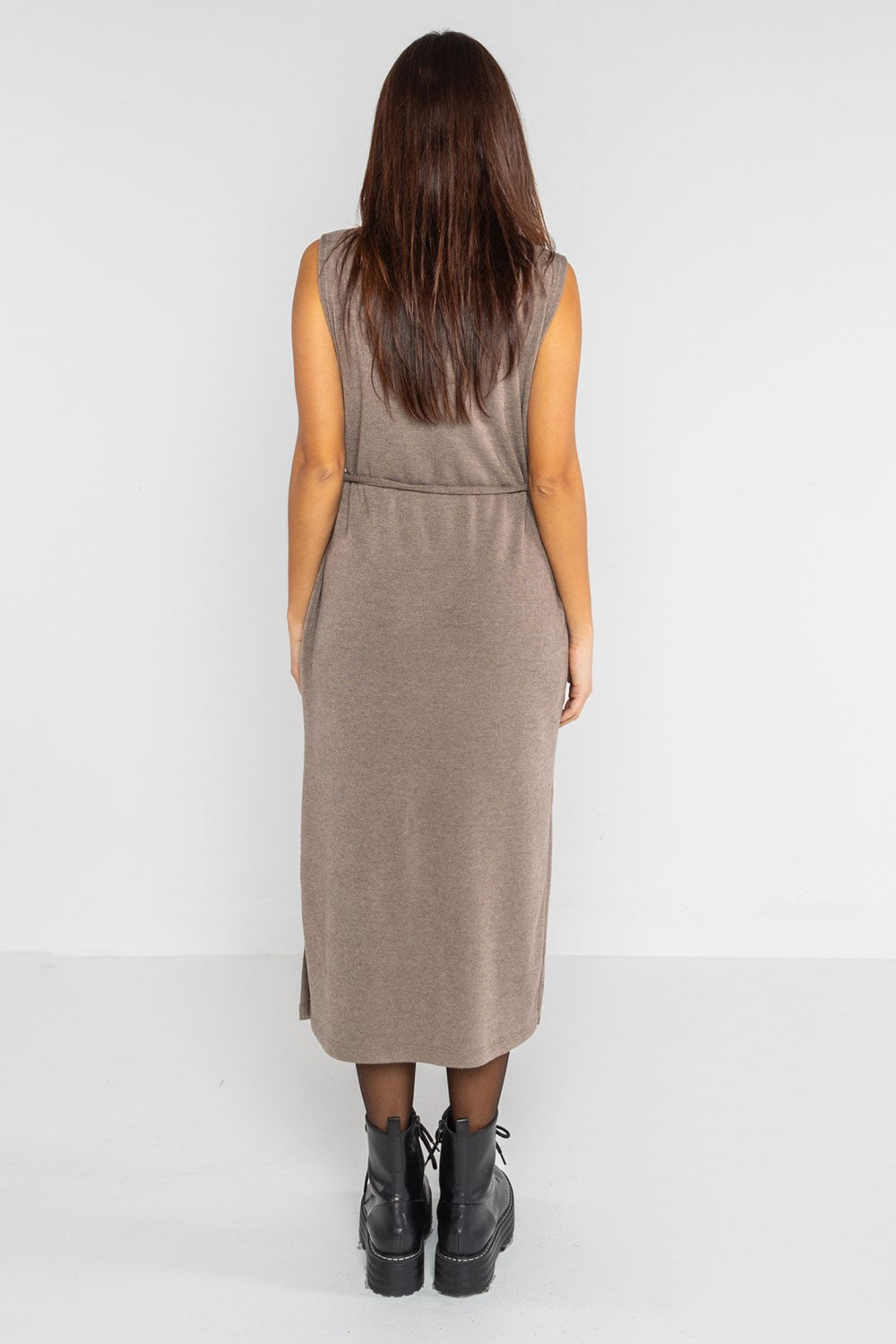 Lokita - abito longuette in maglia 1214 lok1885 fango