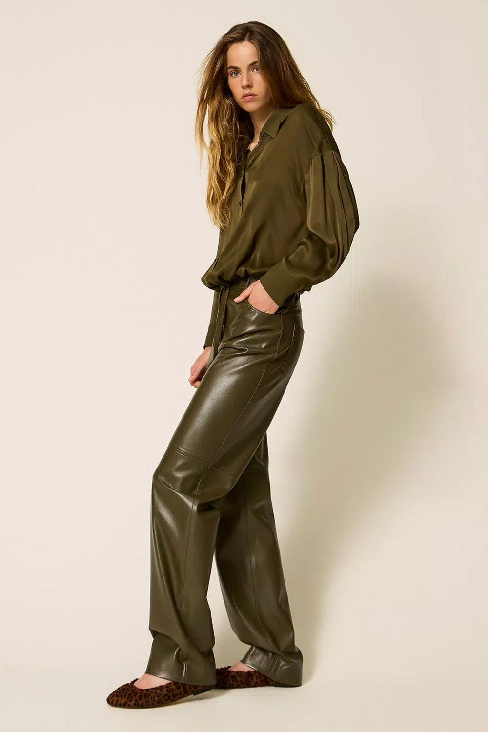 Twinset - pantaloni a sigaretta effetto pelle 252li2ebb 12655 green olive