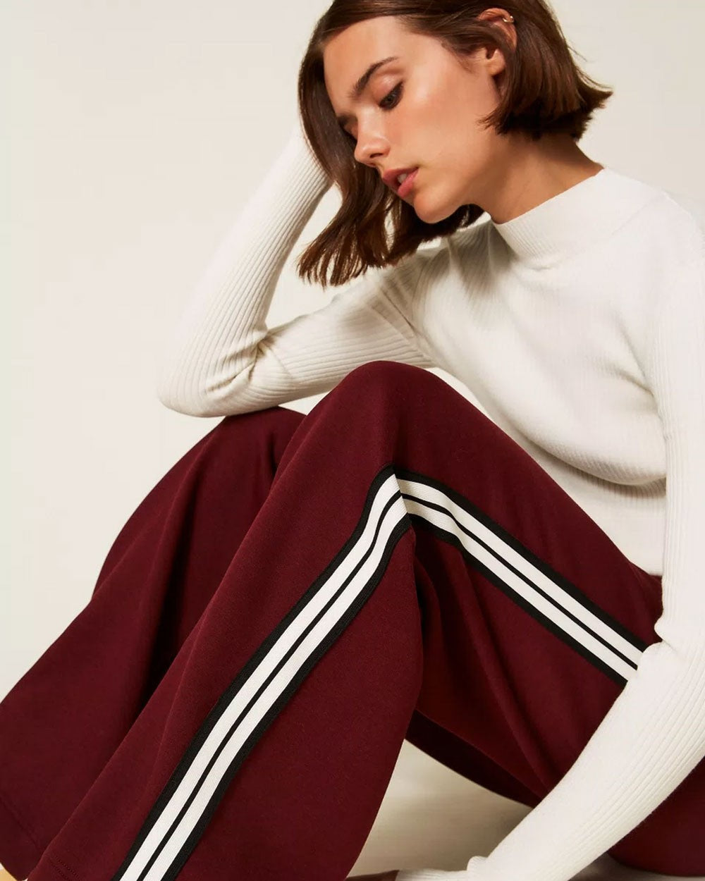 Twinset - pantaloni ampi in tessuto scuba 252ll2gdd 12818 red wine