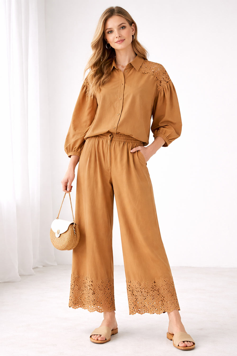 TwinSet - Pantalone Cropped in Popeline dettaglio Macramè
